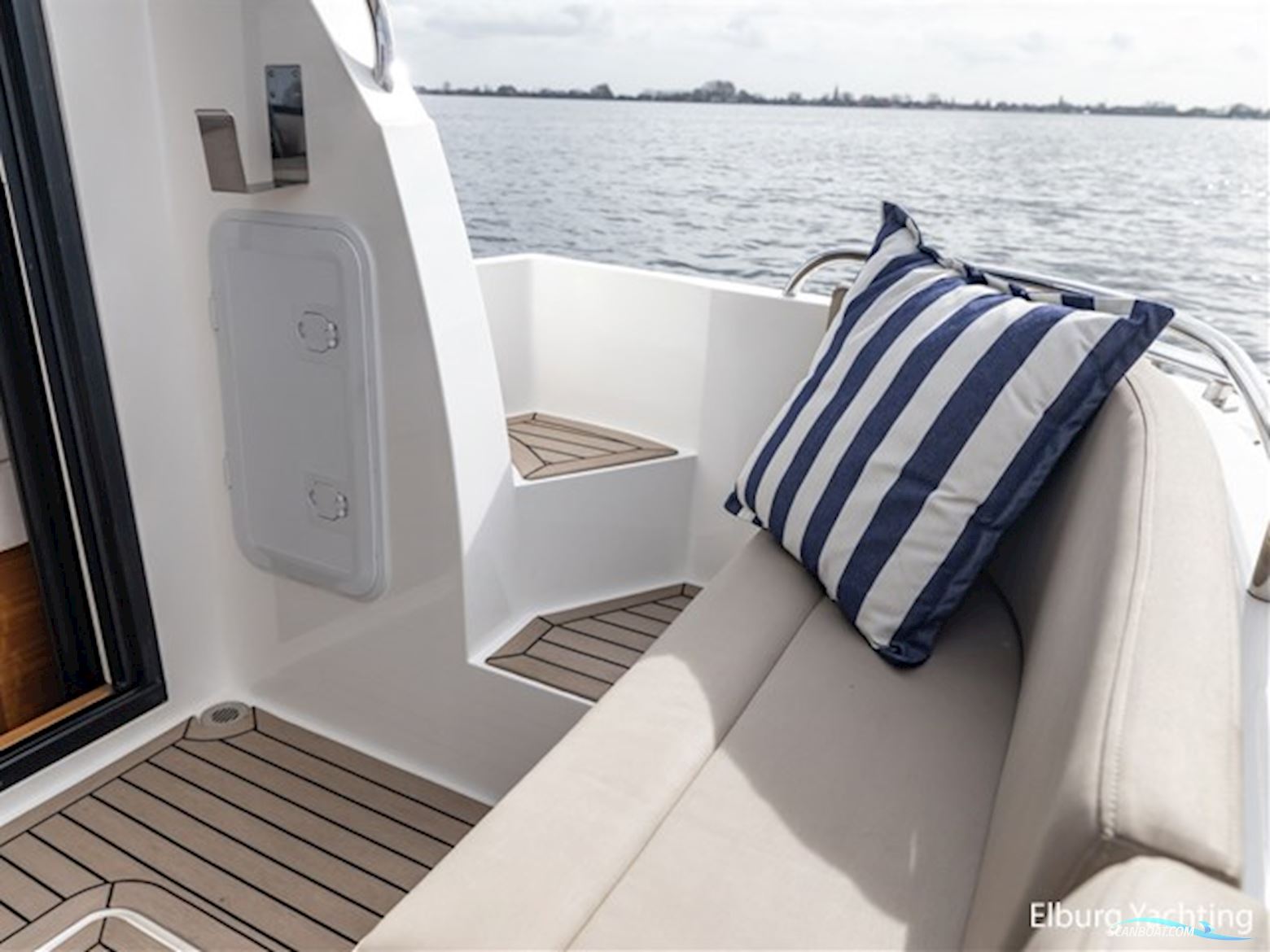 Haines 32 - Offshore