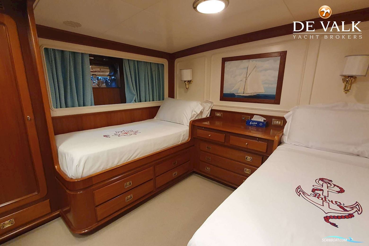 Hall Russell and Co Navetta