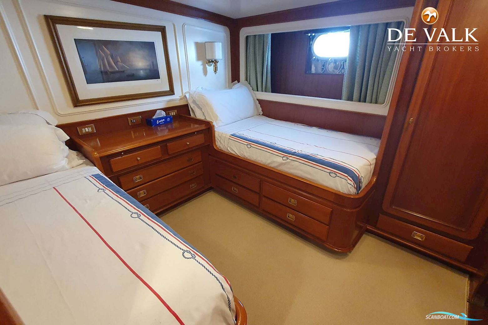 Hall Russell and Co Navetta