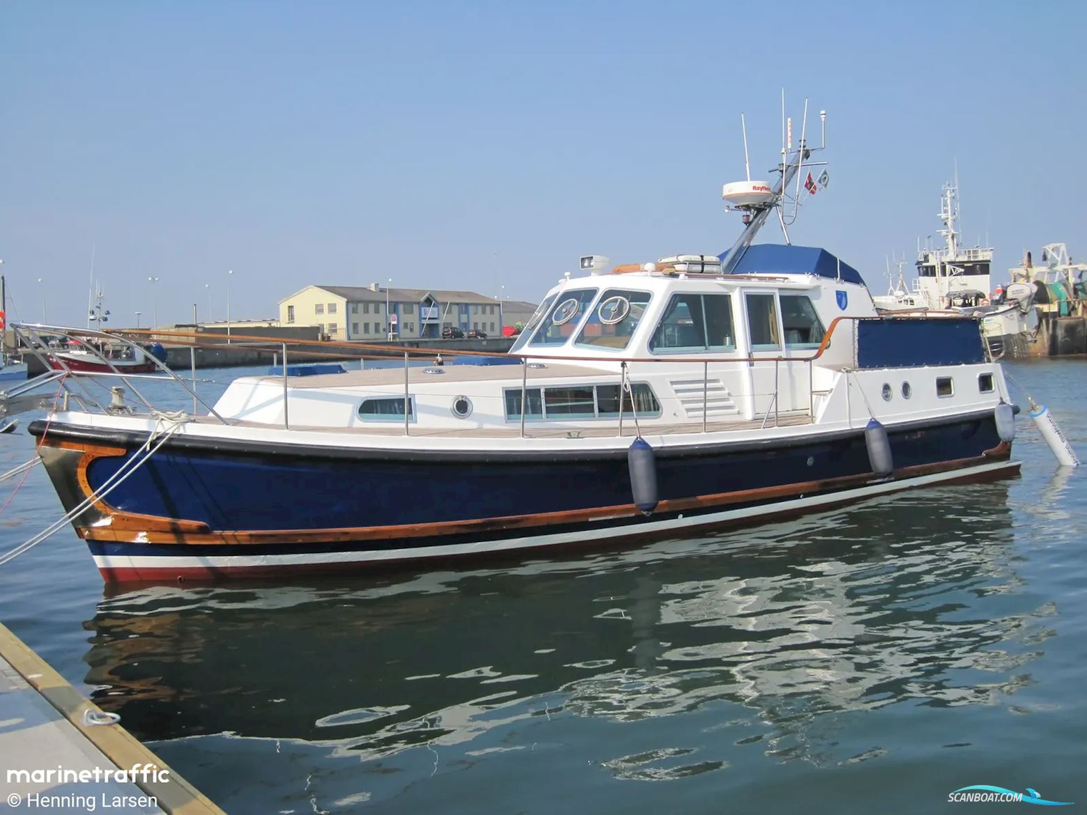 Halmatic Nelson 42, 1982 - Hirtshals Motorbåd 1982, med Ford Sabre x 2 motor, Danmark