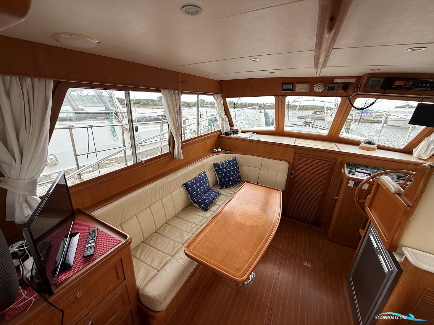 Halvorsen 32 Cruiser