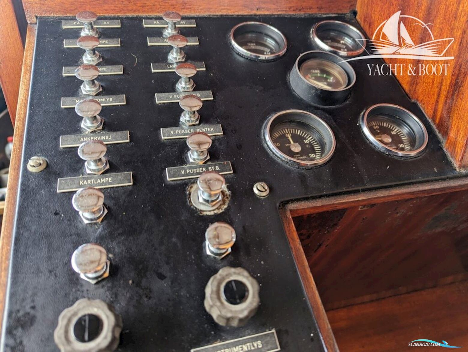 Hansen & Arnutzen Norway Hansen & Arnutzen Norway Mahogany Cruiser