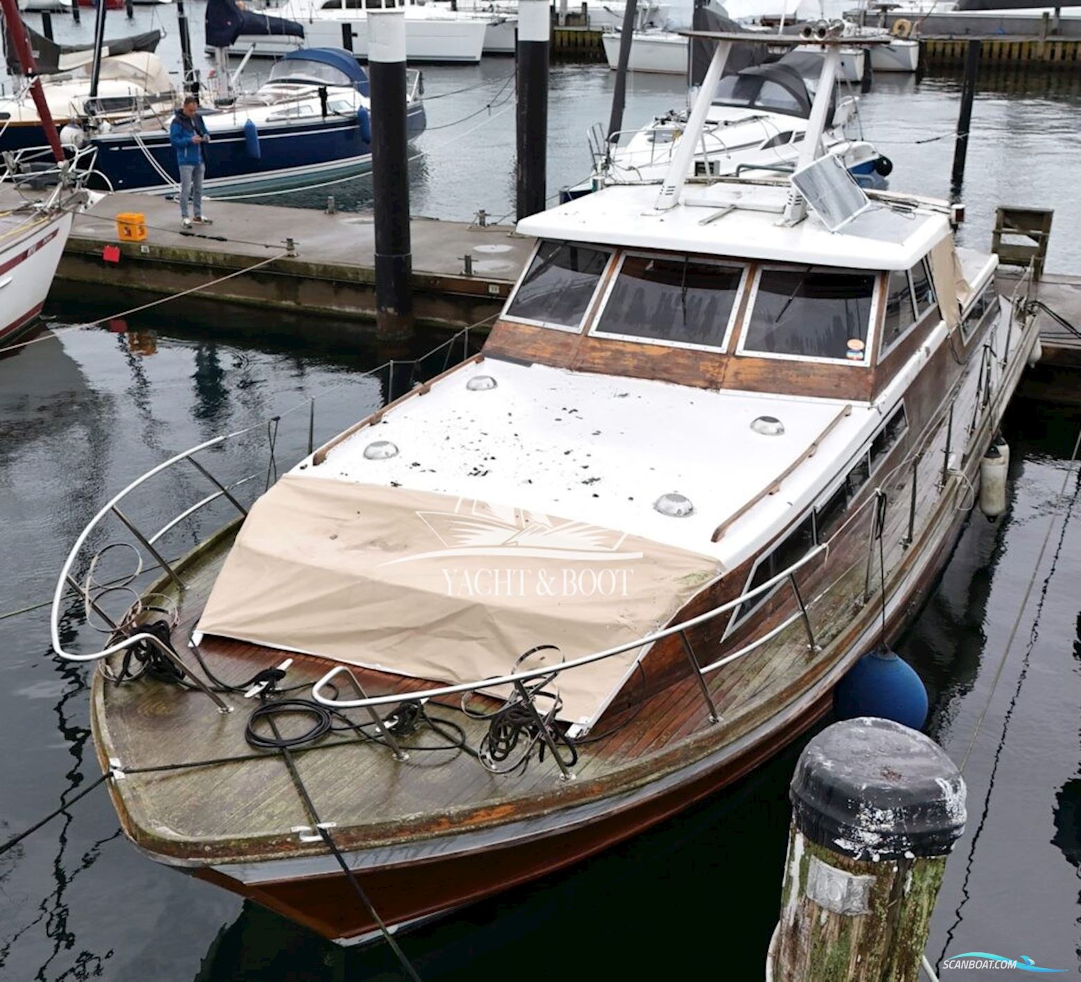 Hansen & Arnutzen Norway Hansen & Arnutzen Norway Mahogany Cruiser