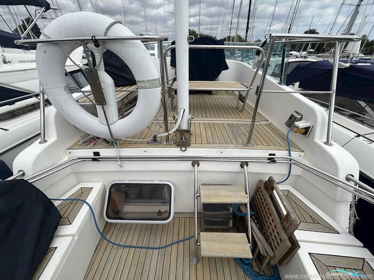 HARDY MARINE 36