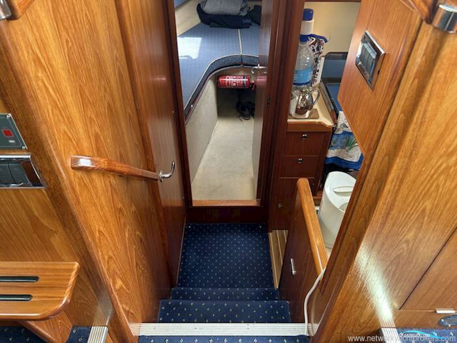 HARDY MARINE 36