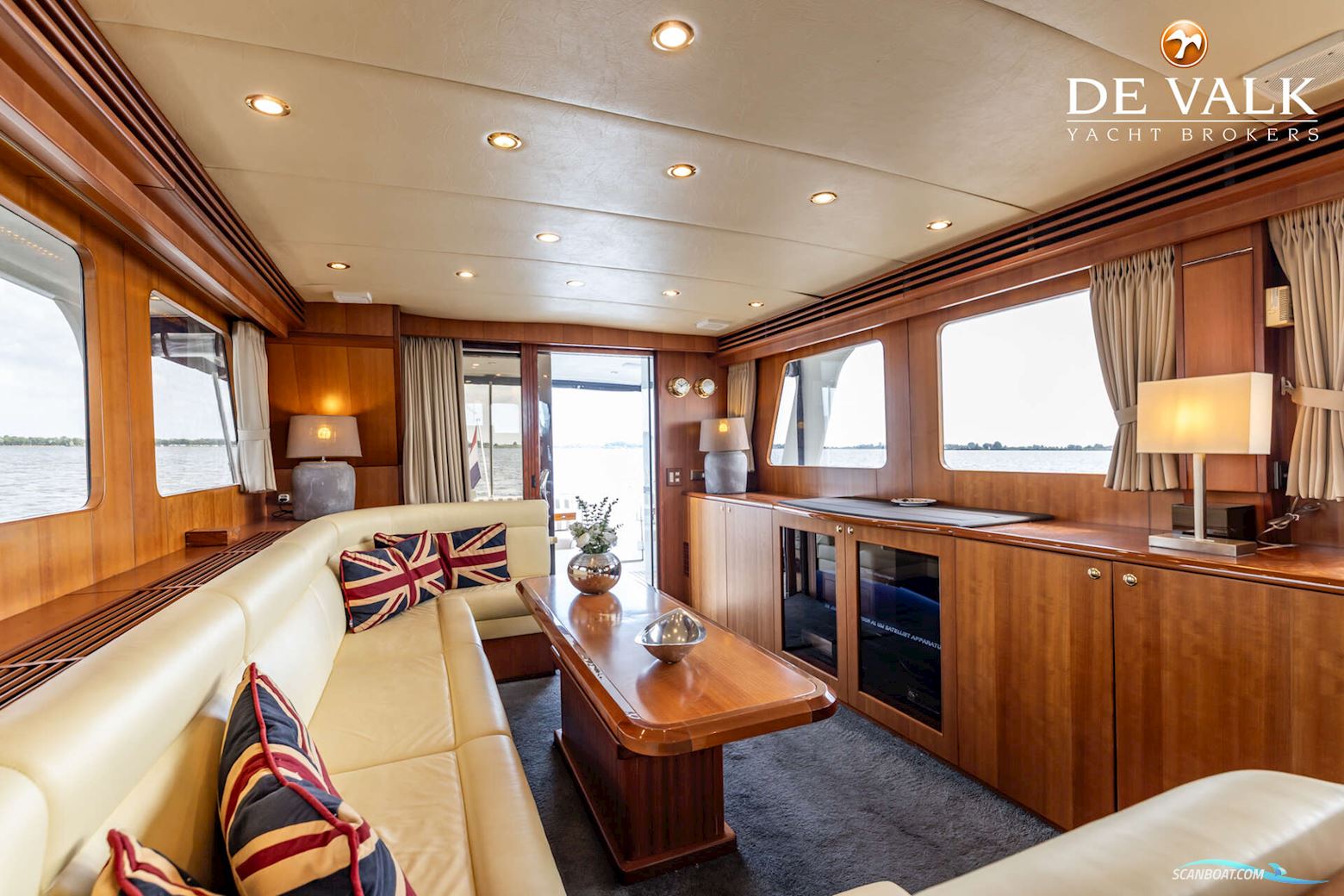 Hershine 61 Pilothouse