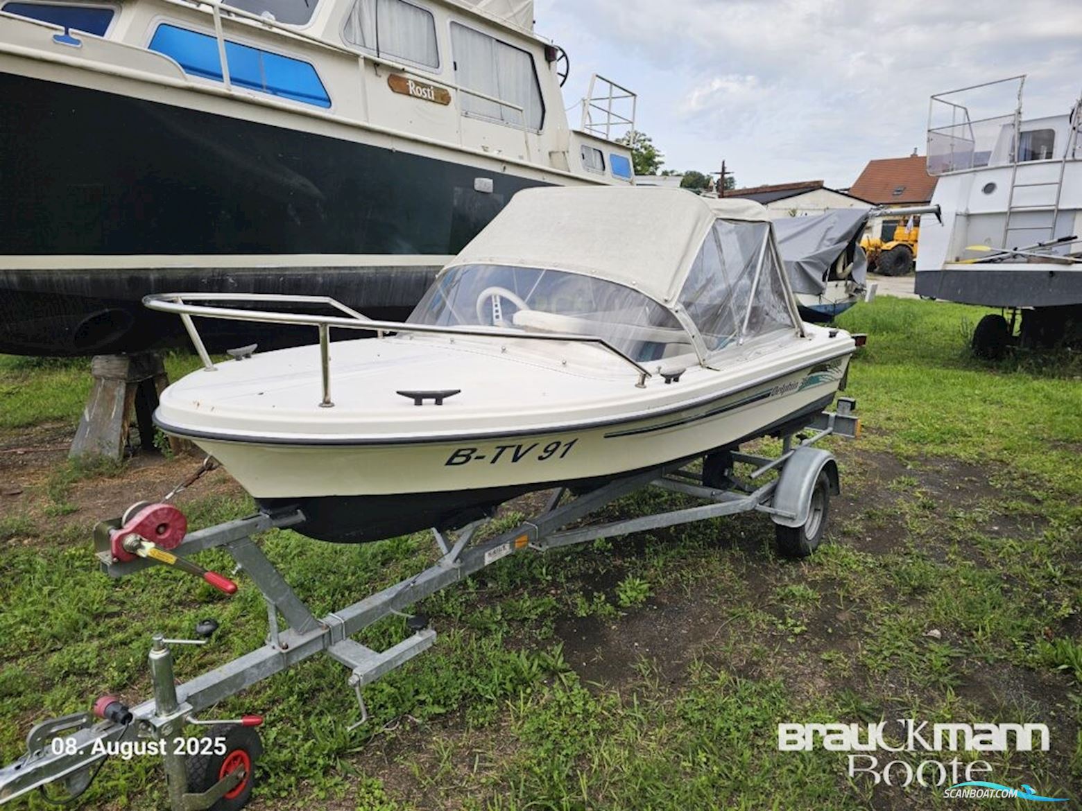 Hille Delphin 350 Motorbåd 2000, med Mercury Marine motor, Tyskland