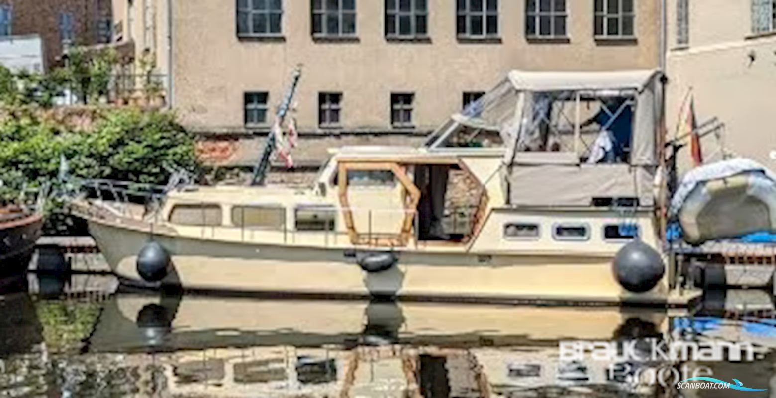 holländischer Werftbau Sneek Kruiser Motorbåd 1970, med Mercedes motor, Tyskland