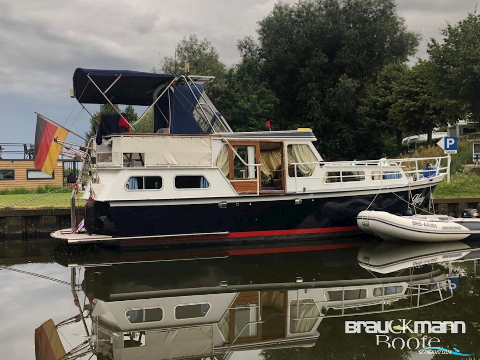 Hollandia 1000 AK Motorbåd 1991, med Volvo Penta motor, Tyskland