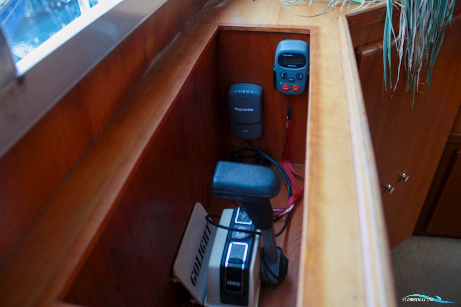 Hollandia 1250 Steel Cruiser