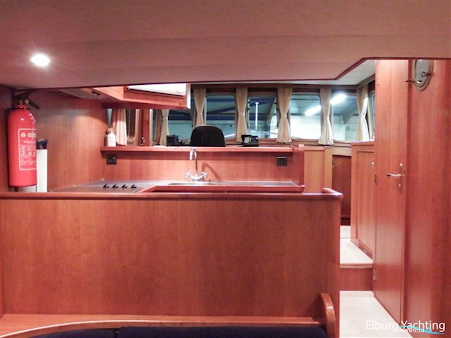 Hollandia Dutch Tug 1400 Trawler