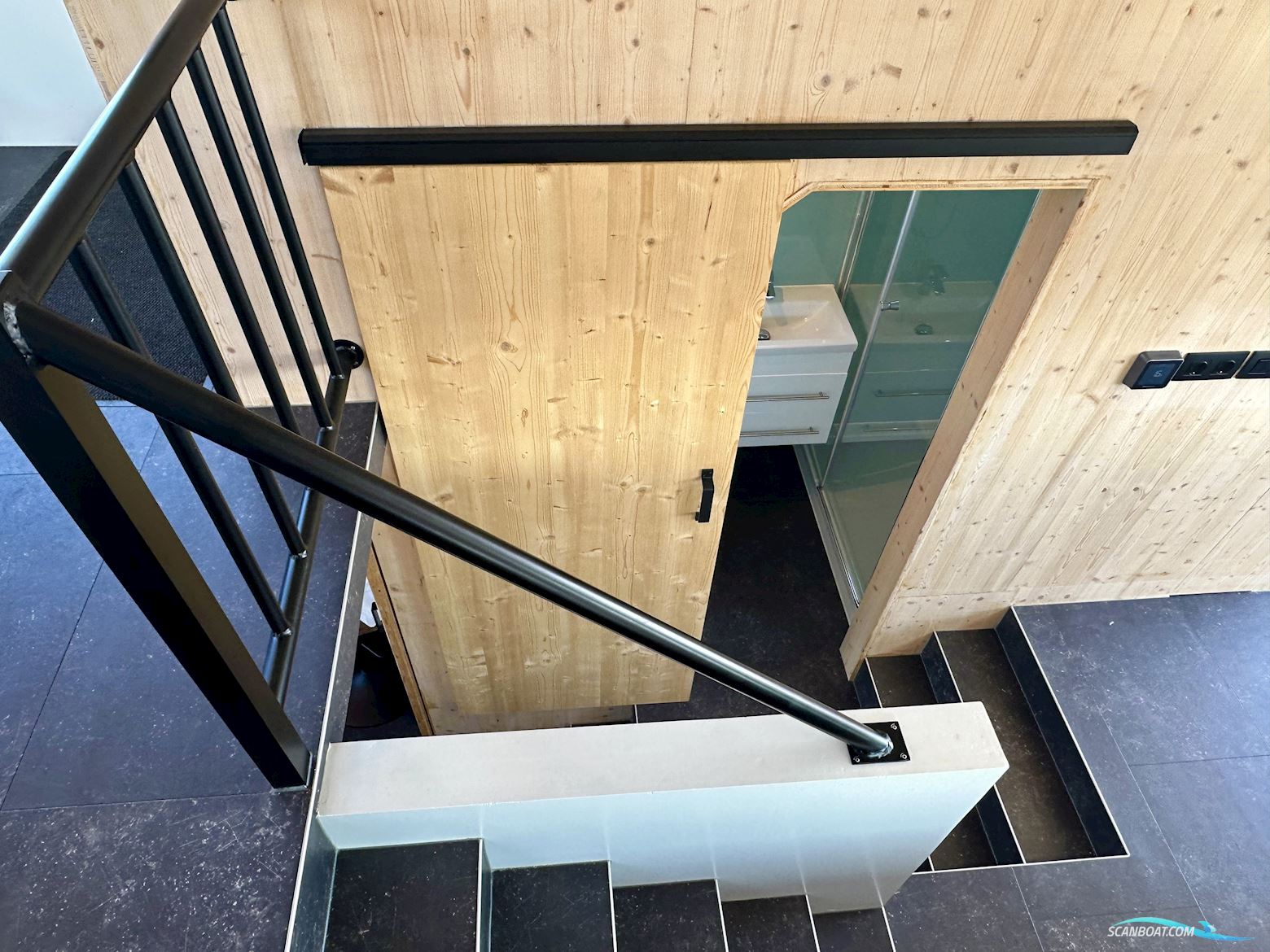 Homeship Vaarloft Volledig Elektrische Houseboat