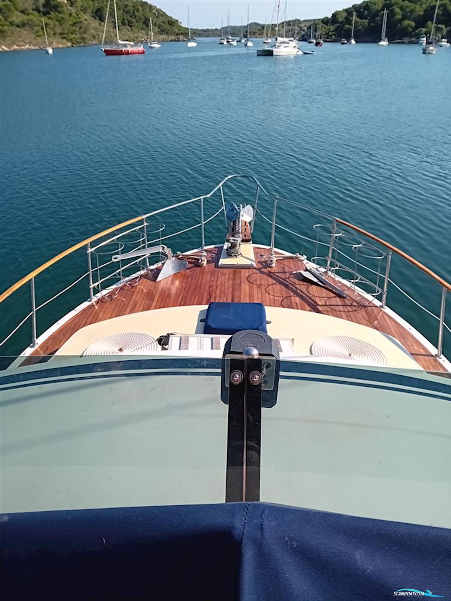 Horizon 47 Trawler Motor Yacht