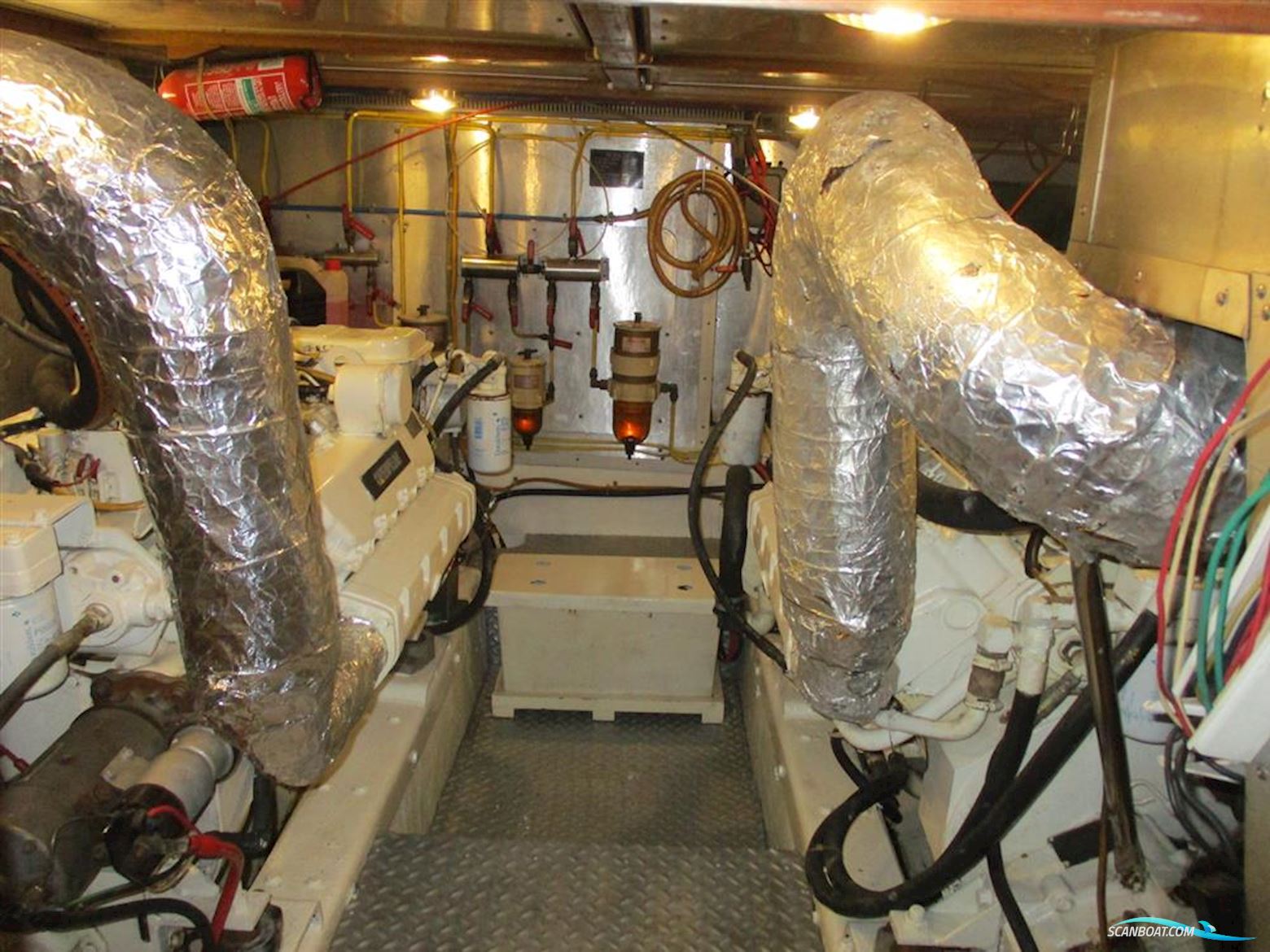 Horizon 47 Trawler Motor Yacht