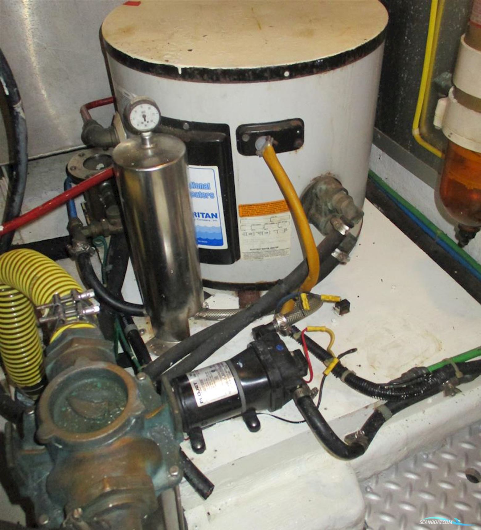 Horizon 47 Trawler Motor Yacht