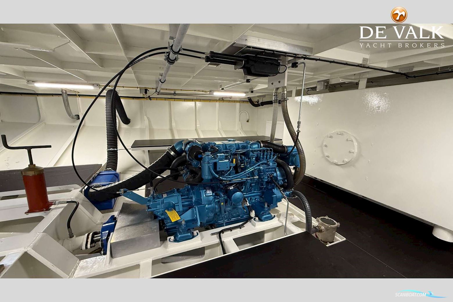 Houseboat Waterloft Luxemotor