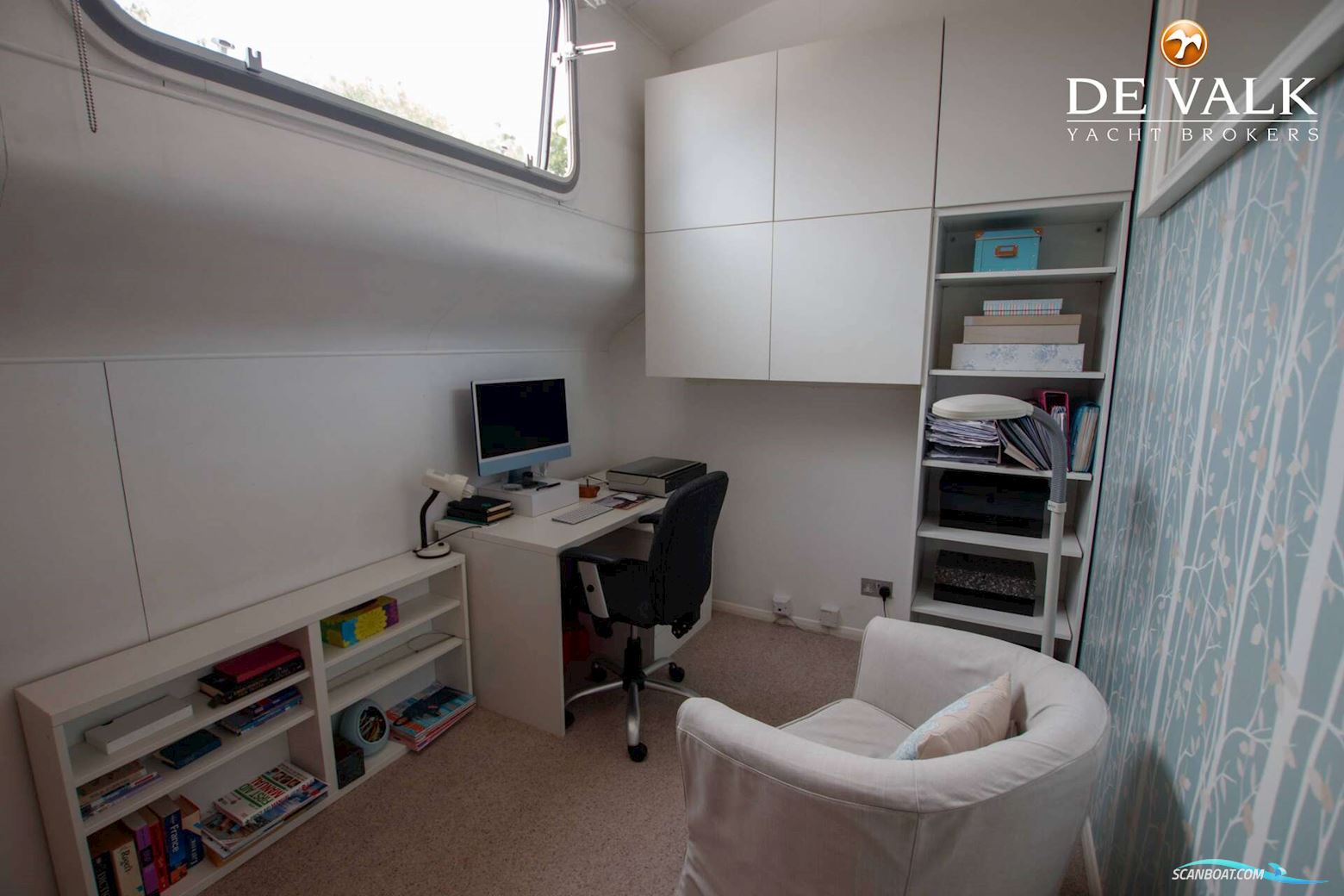 Houseboat Waterloft Luxemotor Spitz 38M