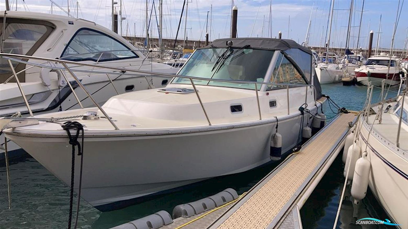 Hunt Yachts Harrier 36