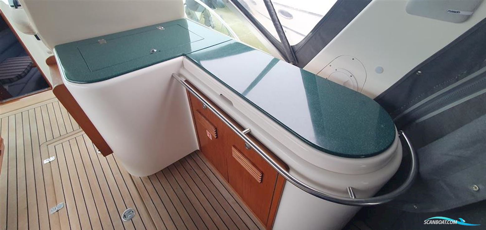 Hunt Yachts Harrier 36