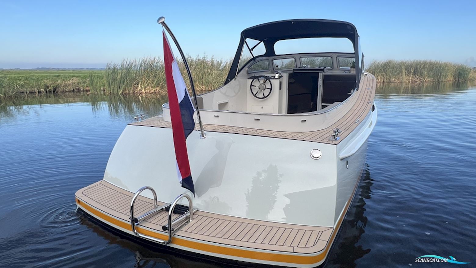 Ijzendoorn Yachts Tender Cabin 800
