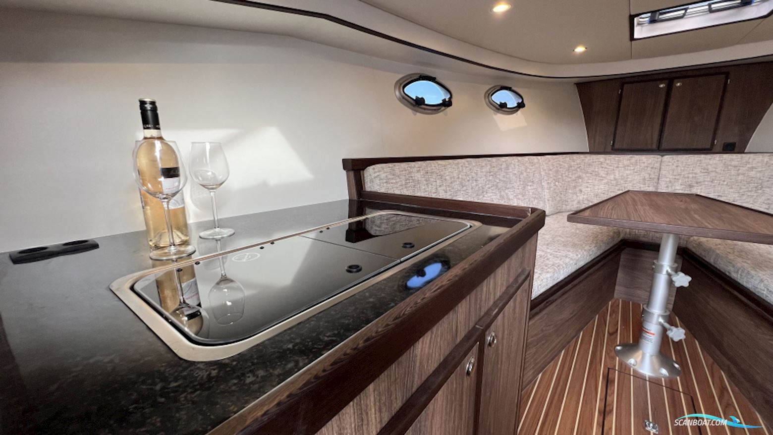 Ijzendoorn Yachts Tender Cabin 800