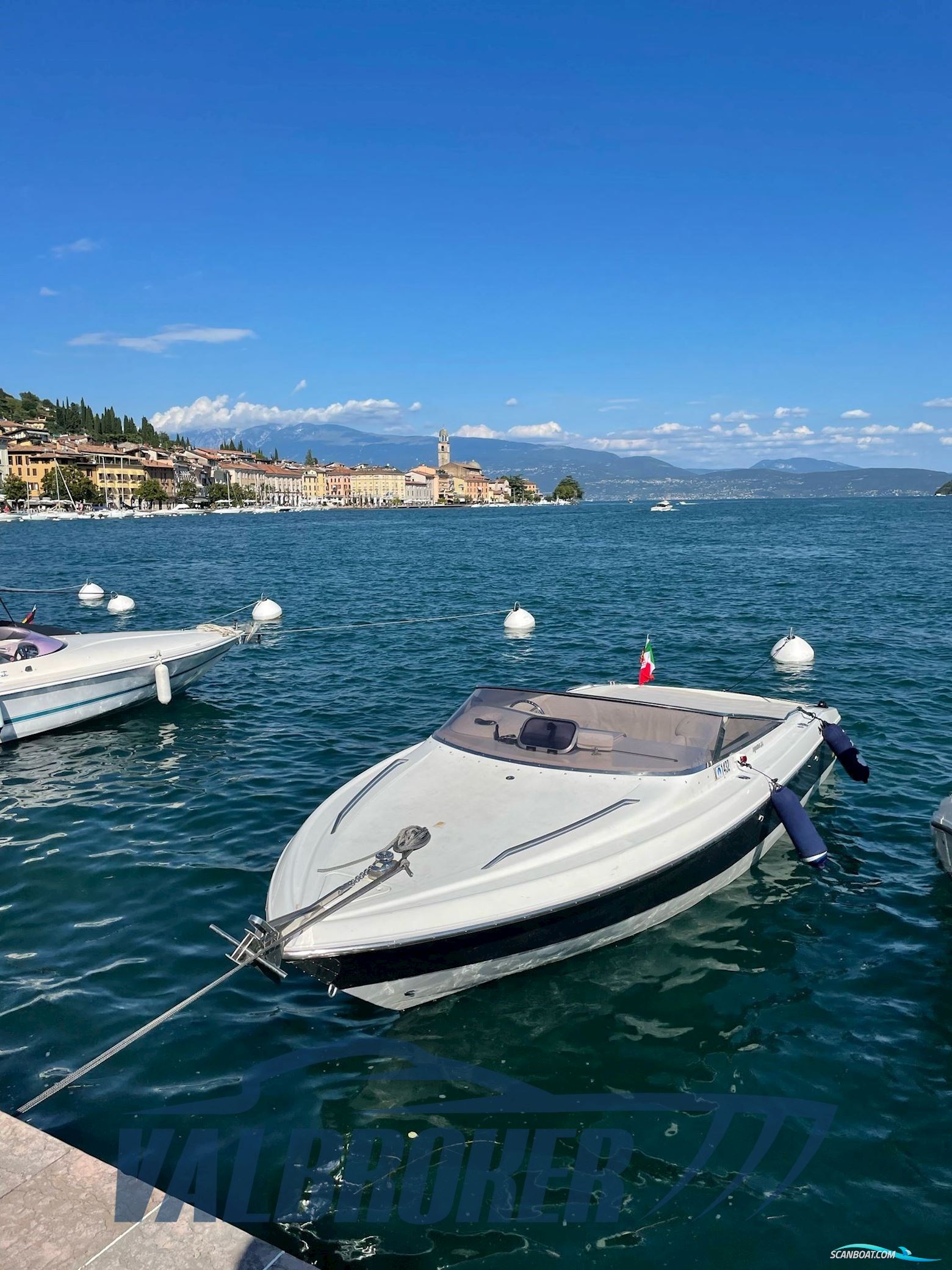 Ilver Nyuma 24 Motorbåd 1996, med Volvo Penta 5.7 Gxi motor, Italien