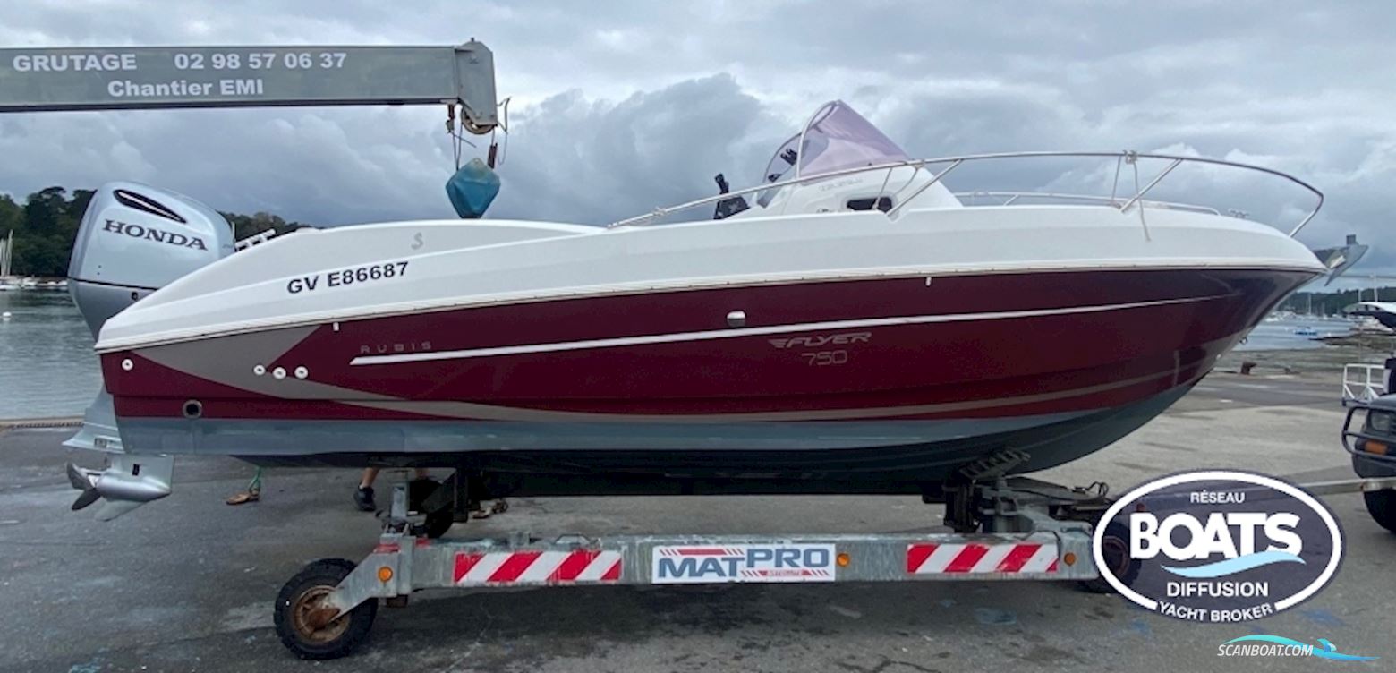 Inconnu Beneteau Flyer 750 Rubis Motorbåd 2013, med Honda motor, Frankrig