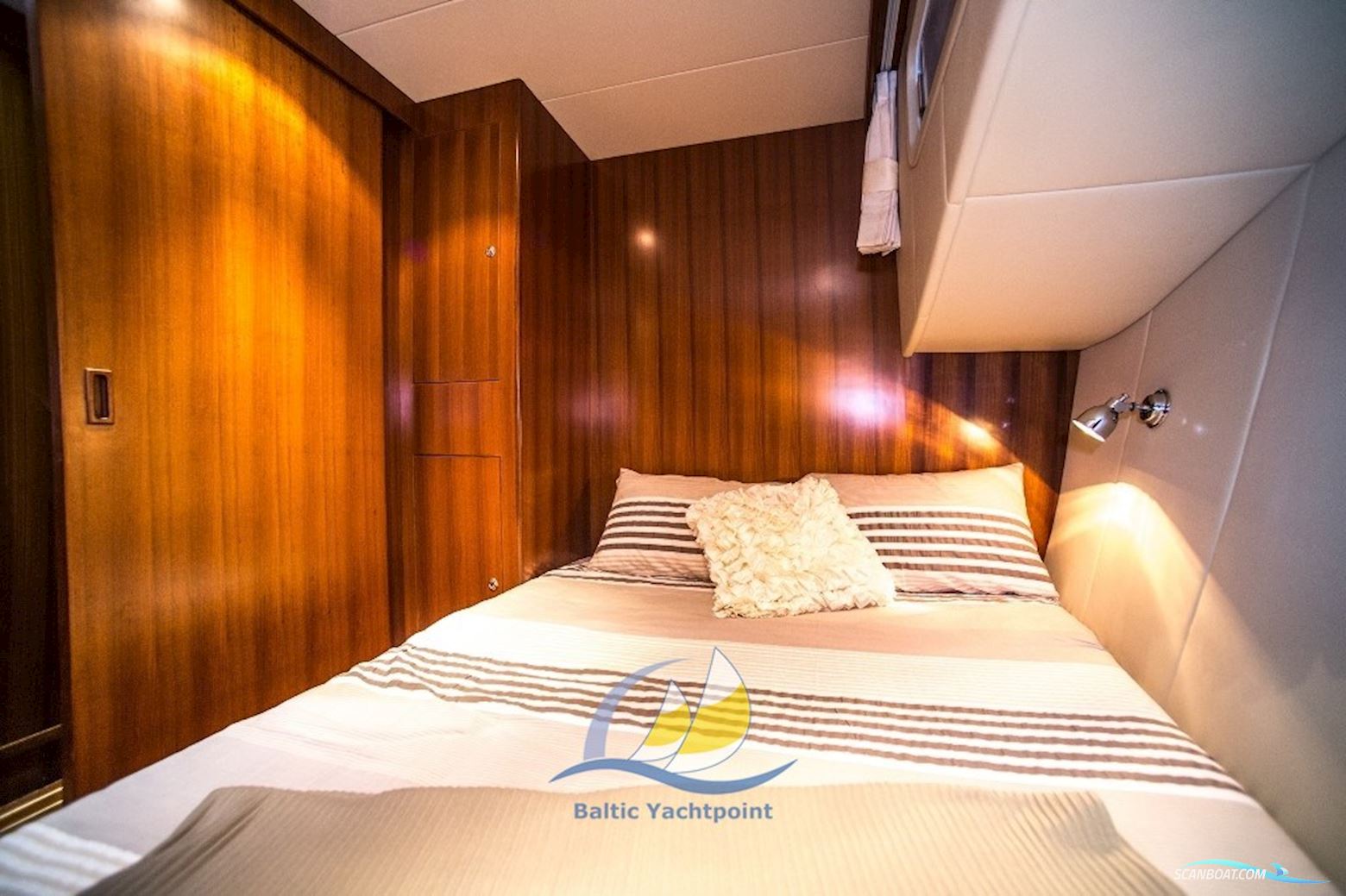 Integrity Motor Yachts Integrity 440 Sedan