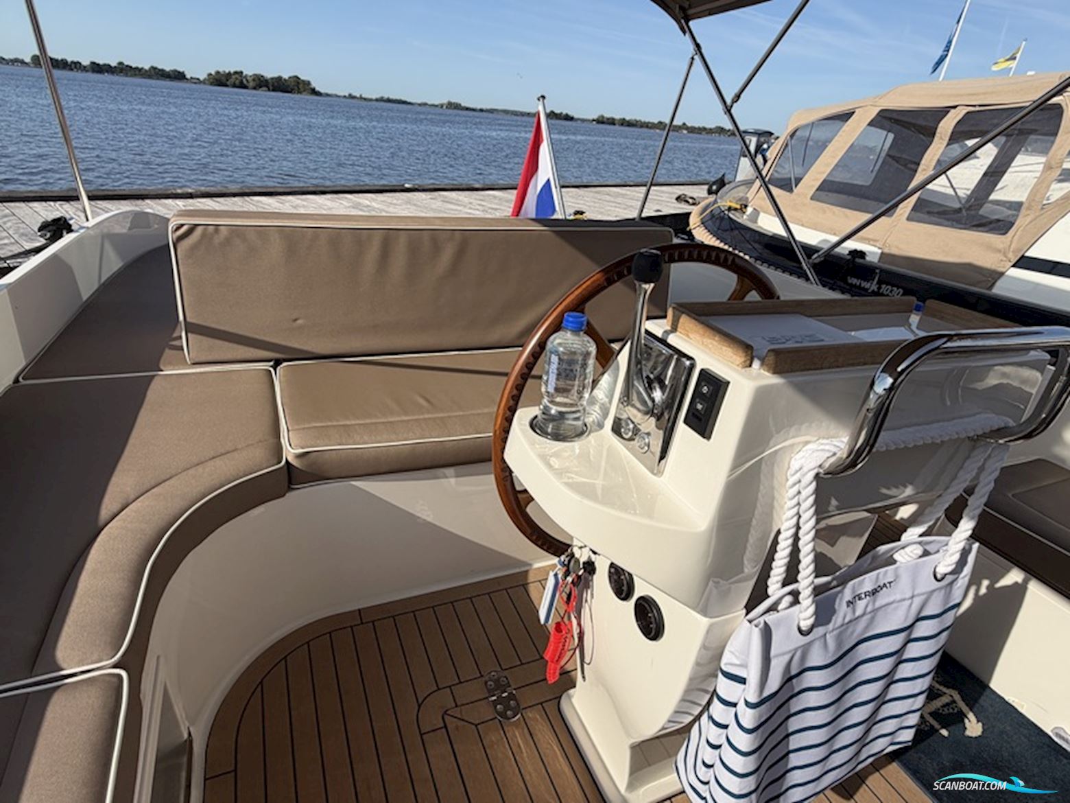 Intender 950 Cabrio