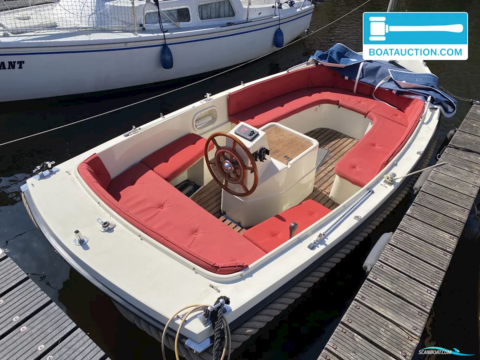 Interboat 16 Motorbåd 2001, med Vetus motor, Holland