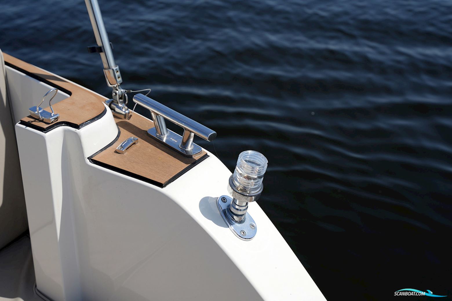 Interboat Intender 820
