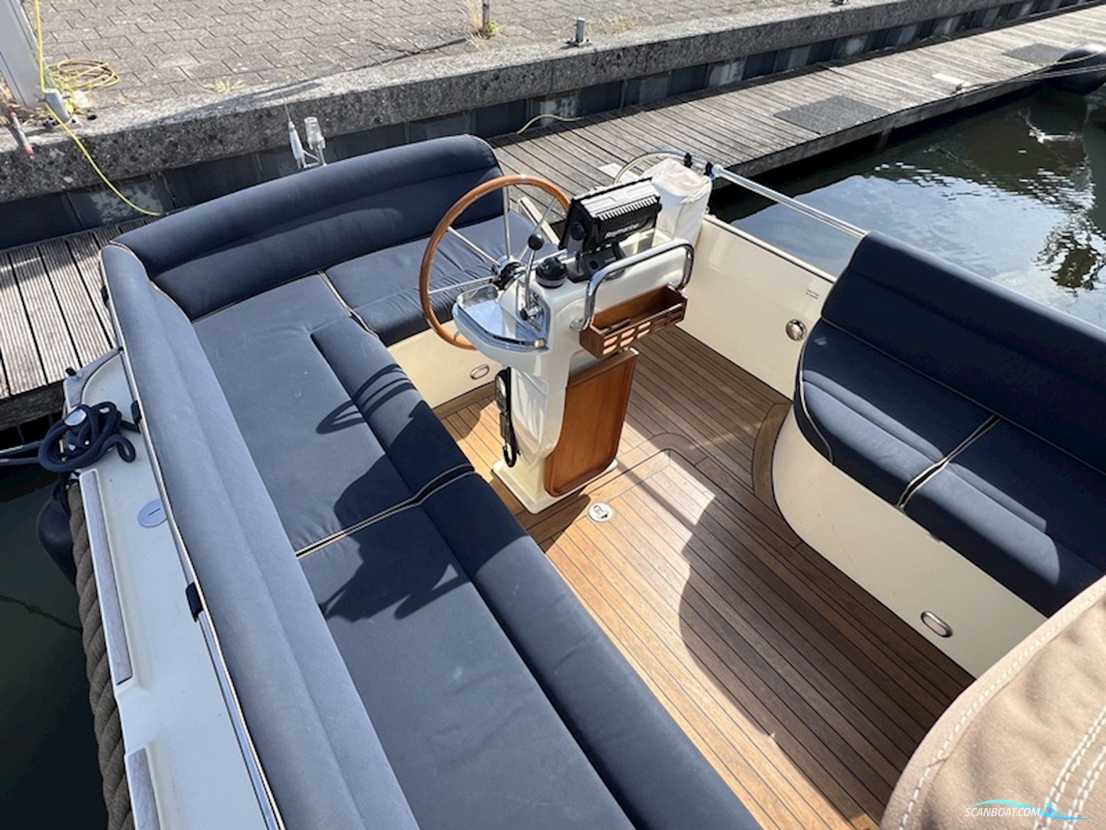 Intercruiser 29