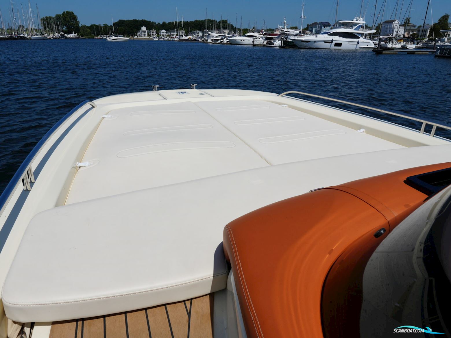Invictus 270 CX