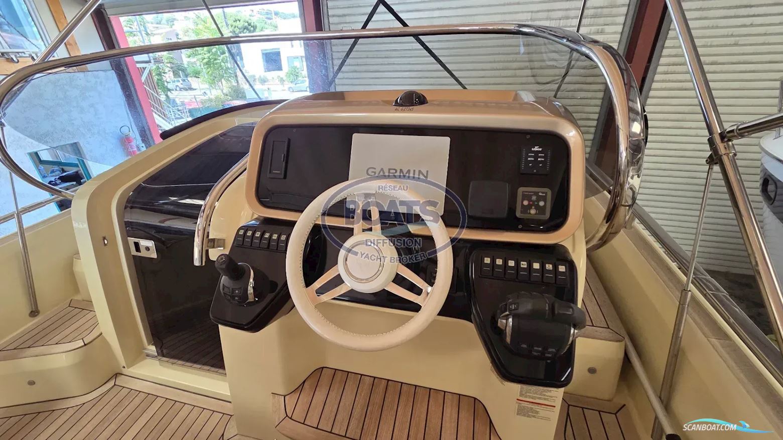 INVICTUS GT 320