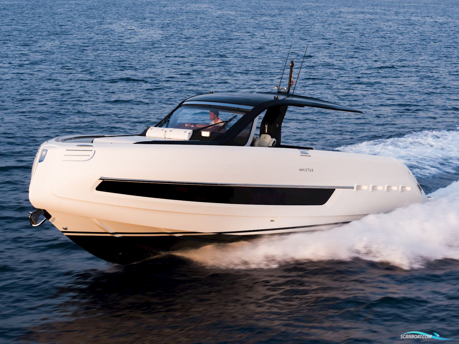 Invictus TT460