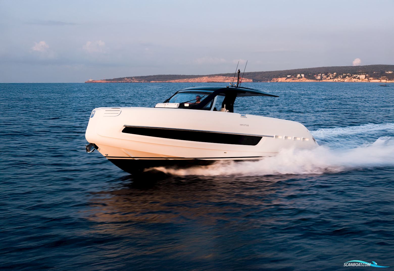 Invictus TT460