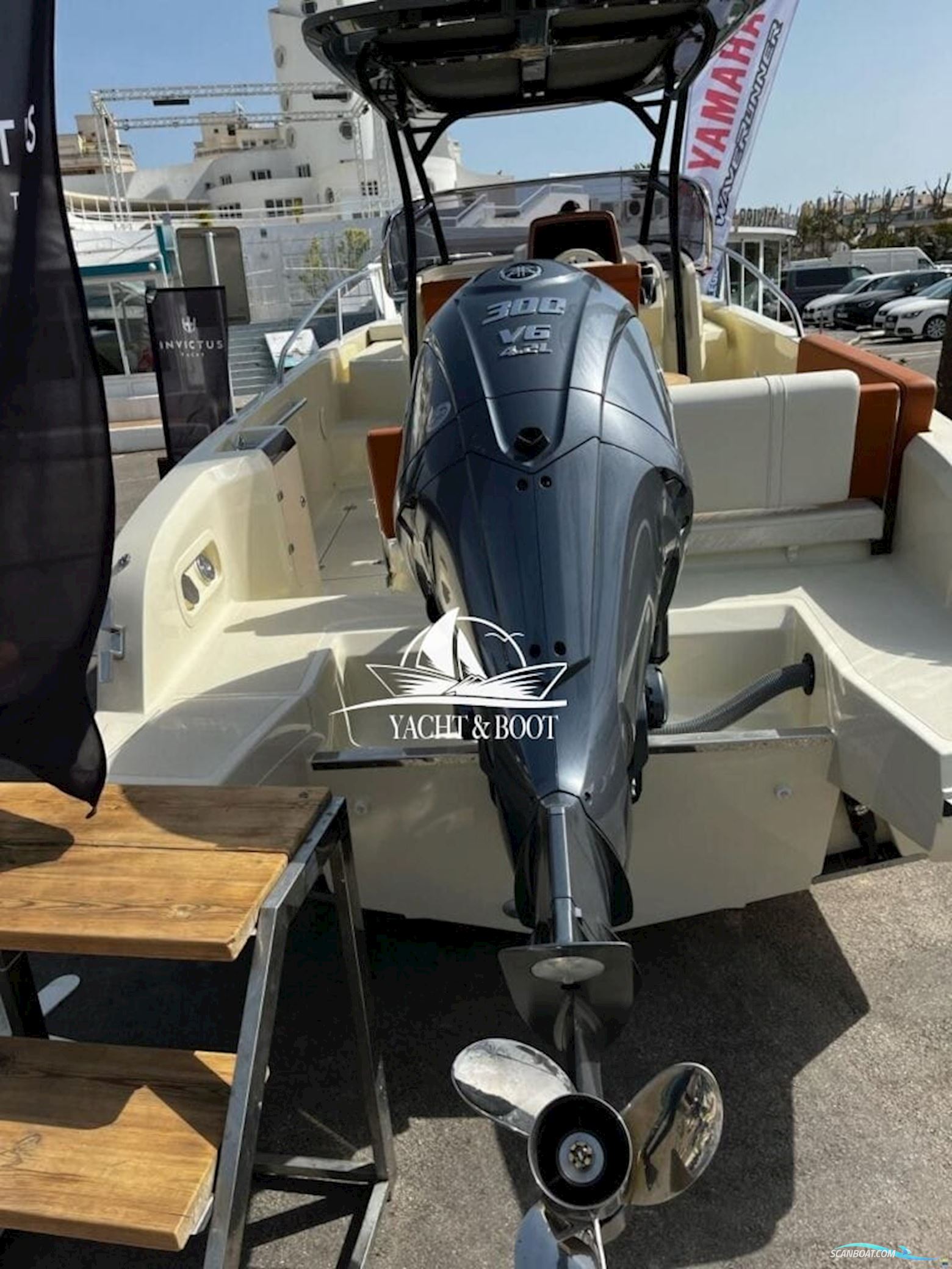 Invictus Yacht Capoforte CX 270