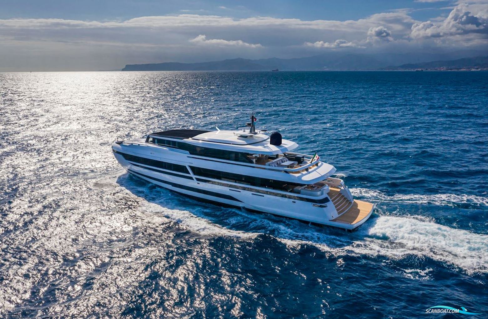 ISA Yachts Xtra Alu 40 M