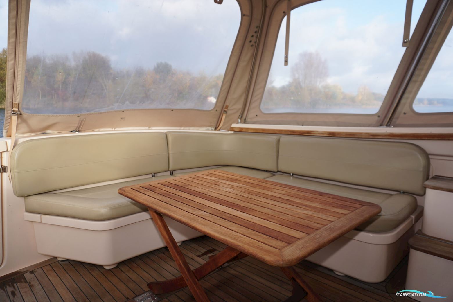 Island Packet Craft 360 Express