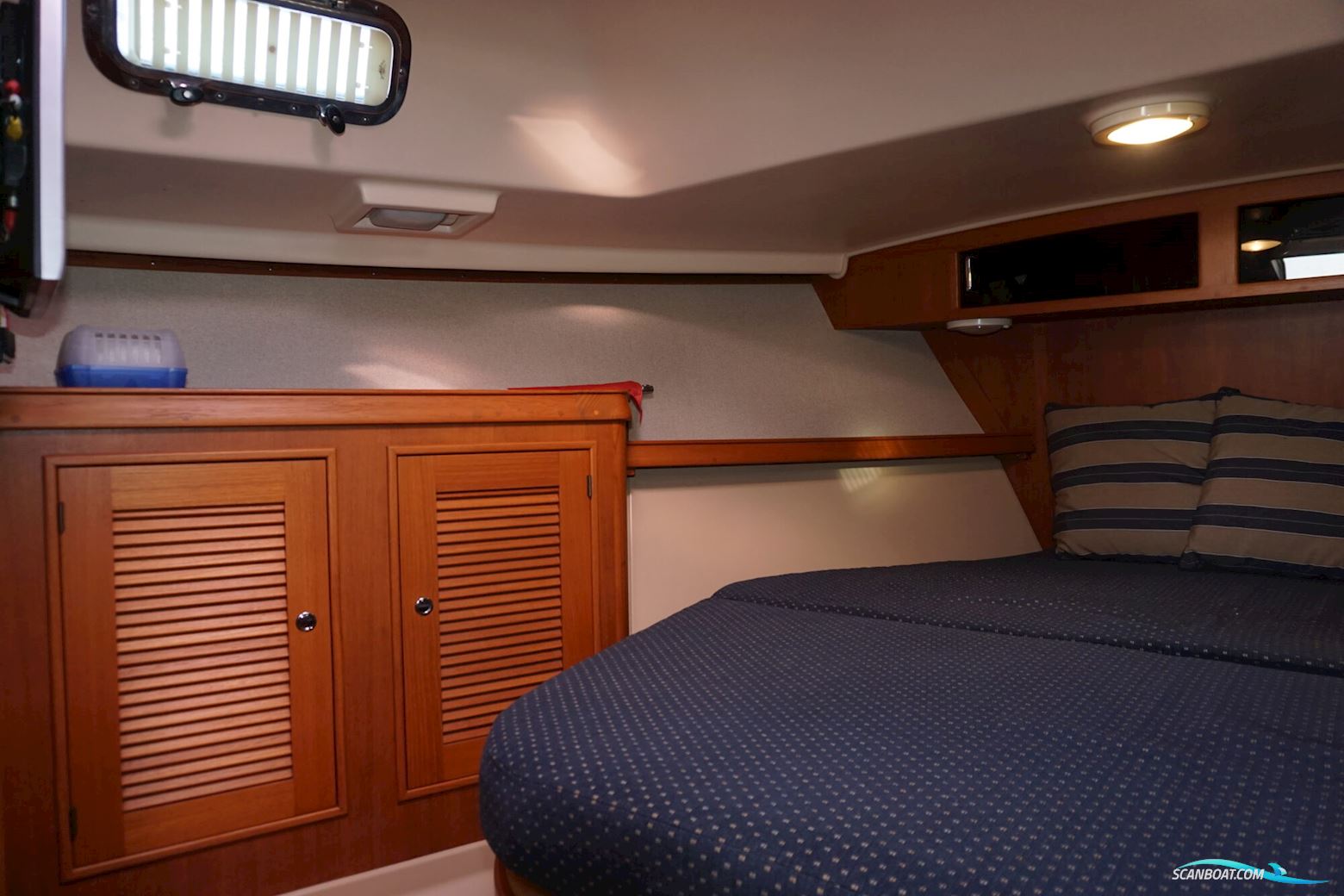 Island Packet Craft 360 Express