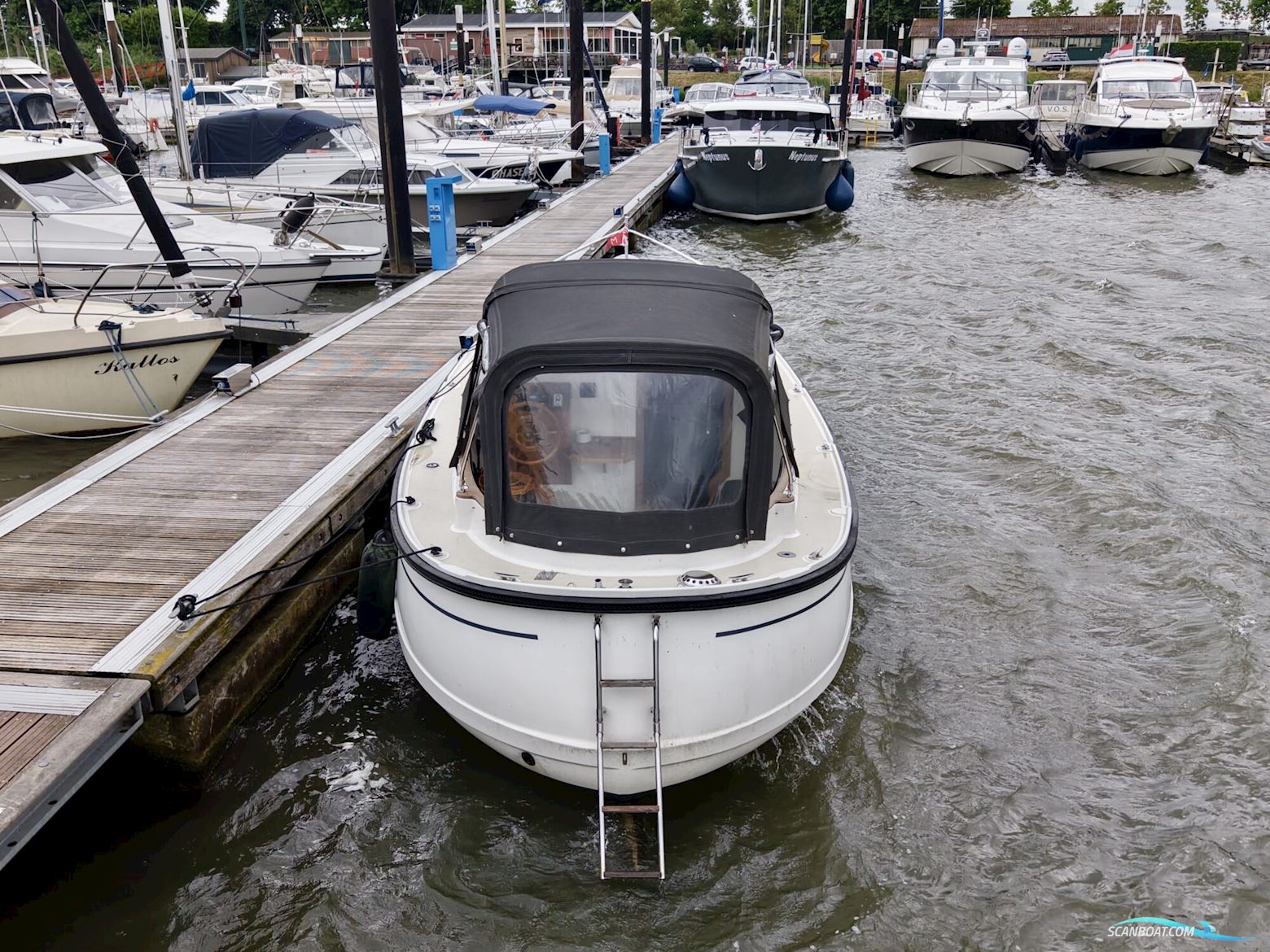 Island Plastics IP23