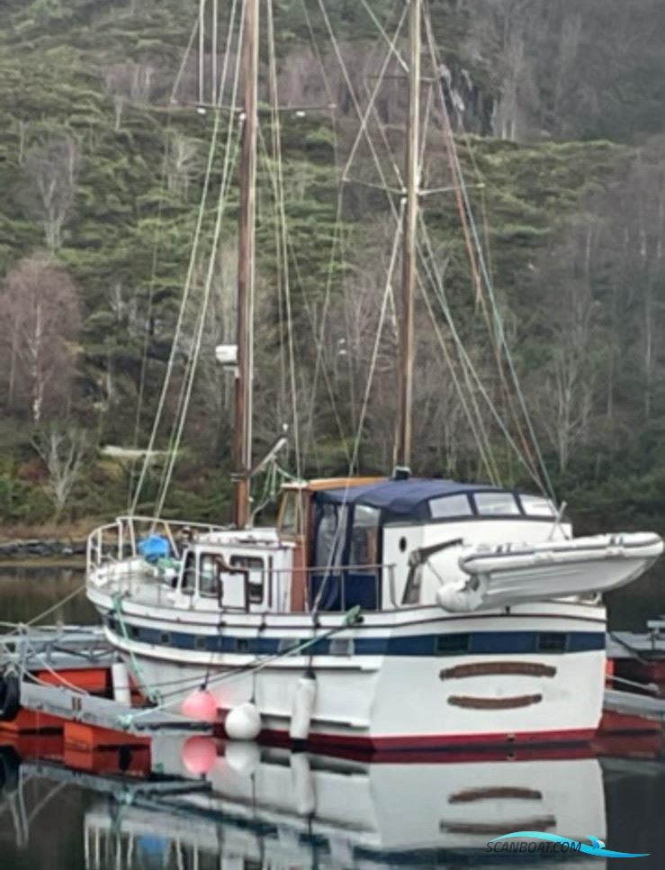 Island Trader 46