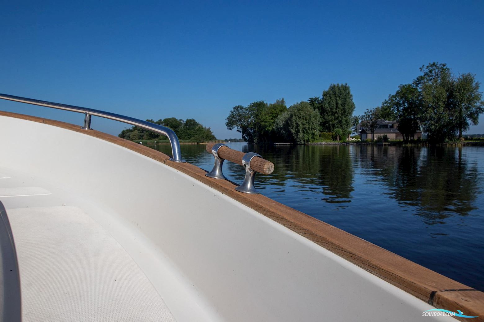 Jan Van Gent 10.35 Cabin