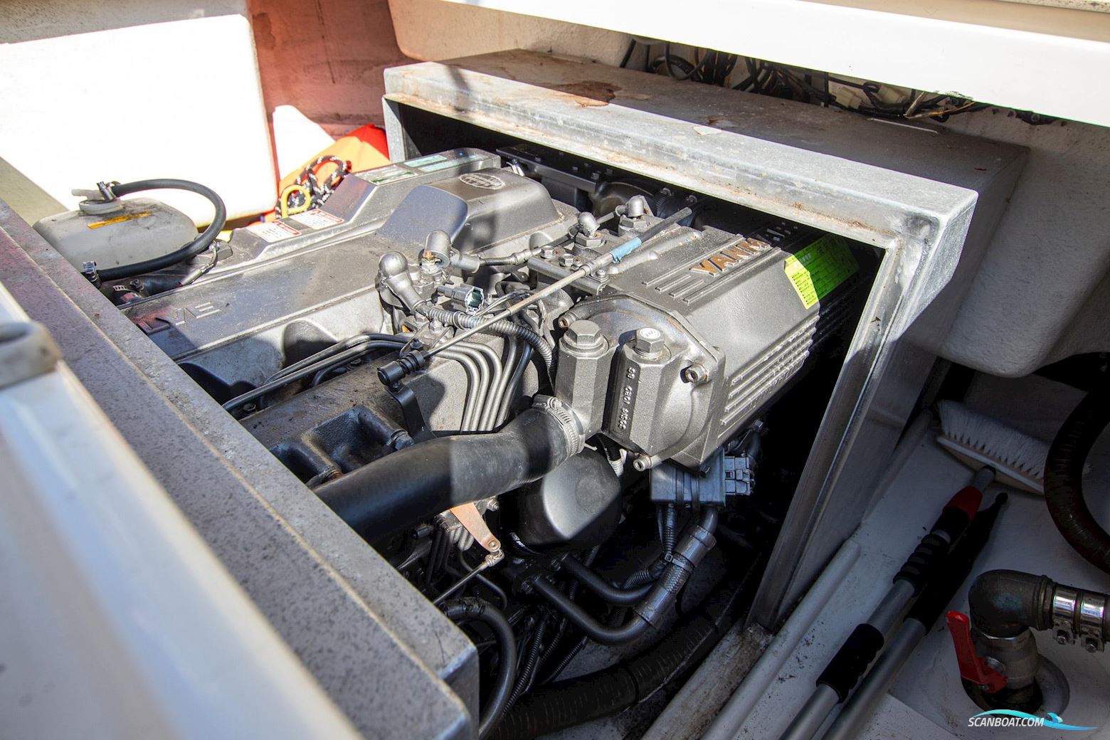 Jan Van Gent 10.35 Cabin