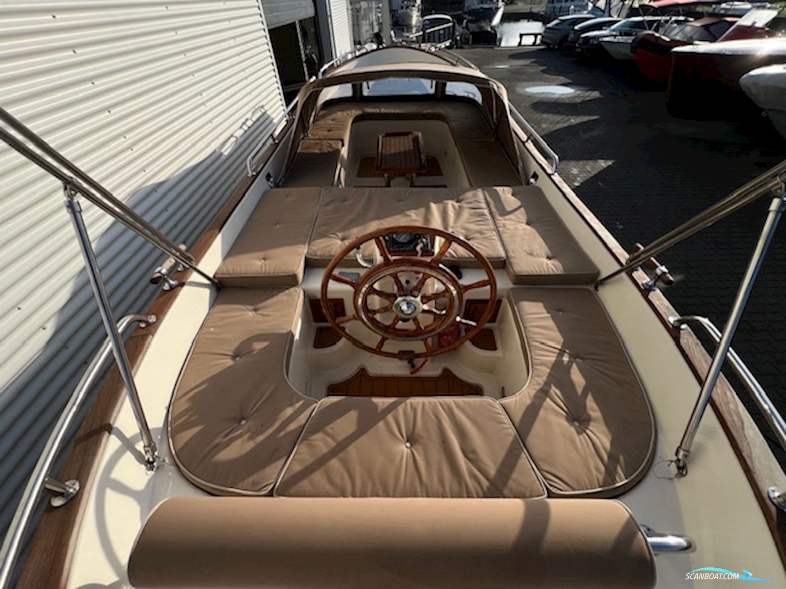 Jan Van Gent 820 Open