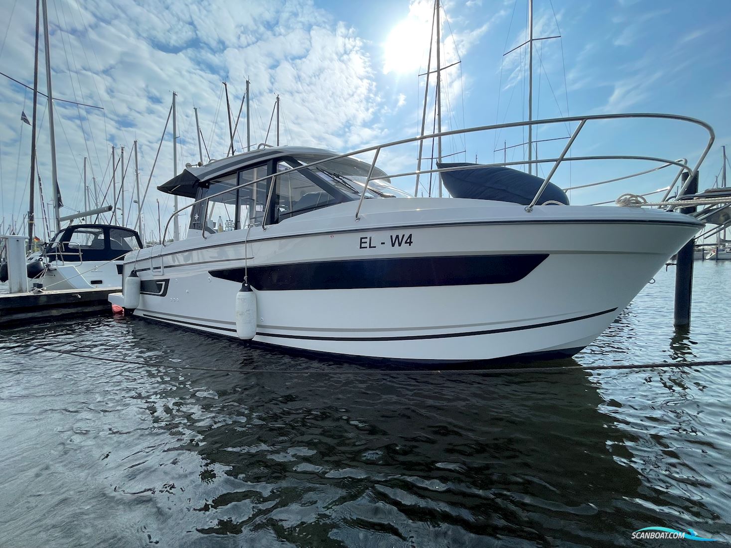 Jeannau Merry Fisher 895 Offshore Motorbåd 2022, med Yamaha motor, Tyskland