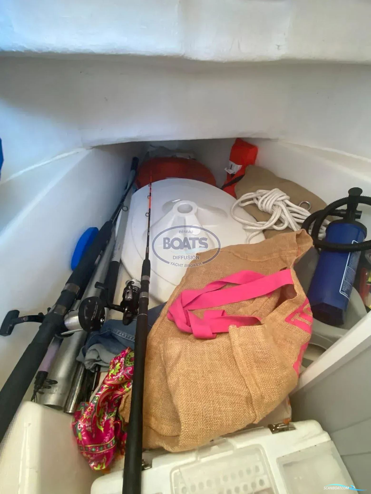 Jeanneau  Cap Camarat 635