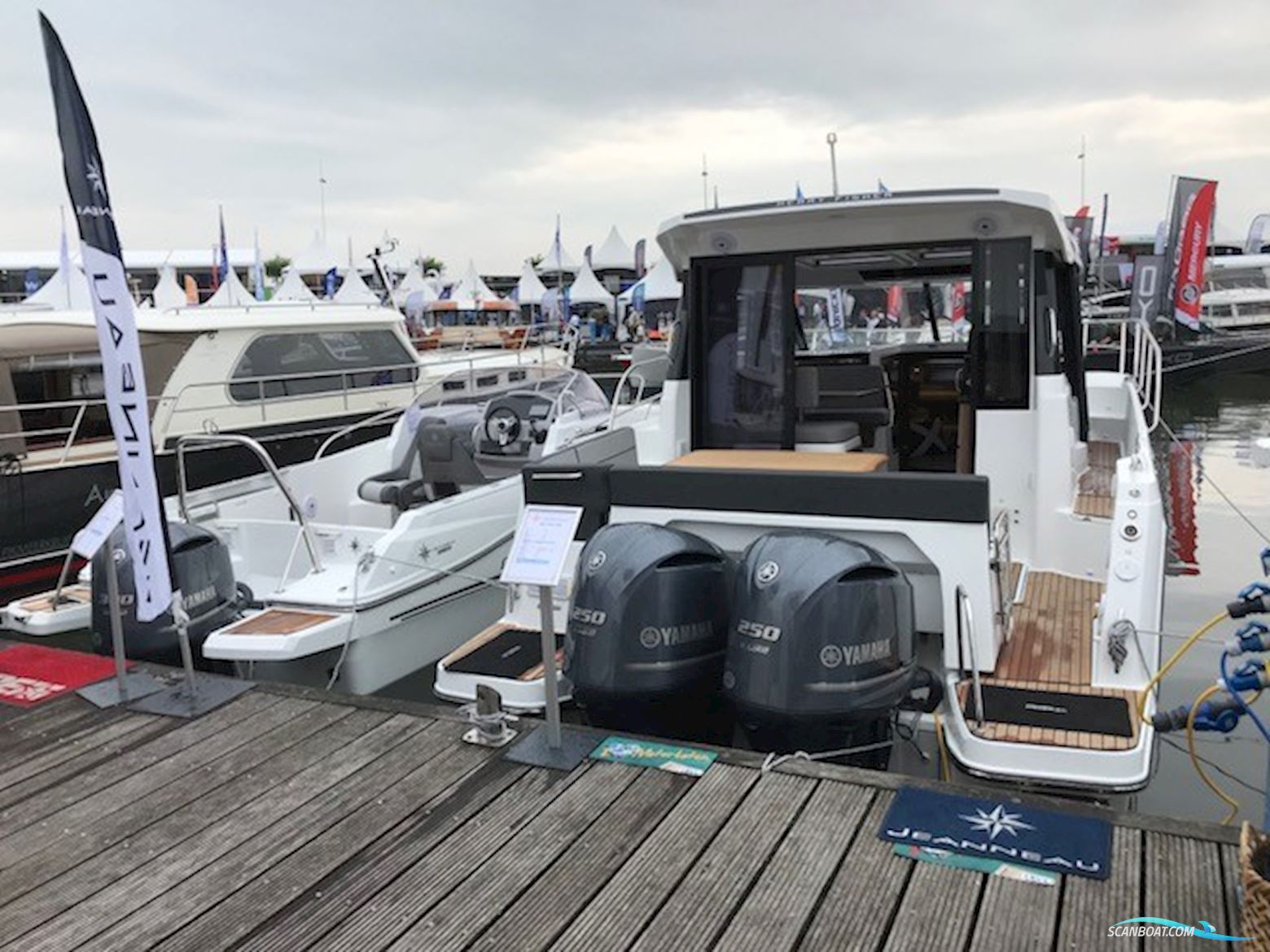 Jeanneau  Merry Fisher 1095 Coupé