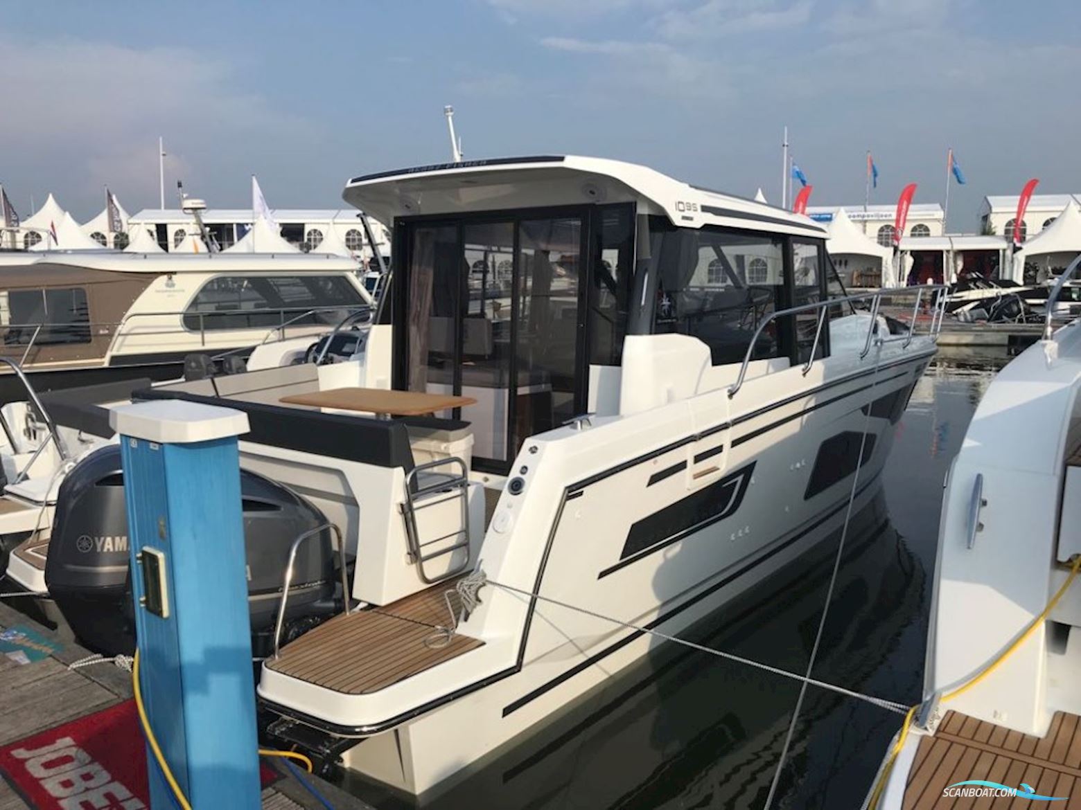 Jeanneau  Merry Fisher 1095 Coupé