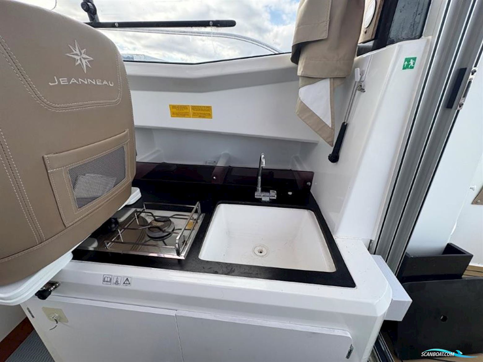 Jeanneau  Merry Fisher 755